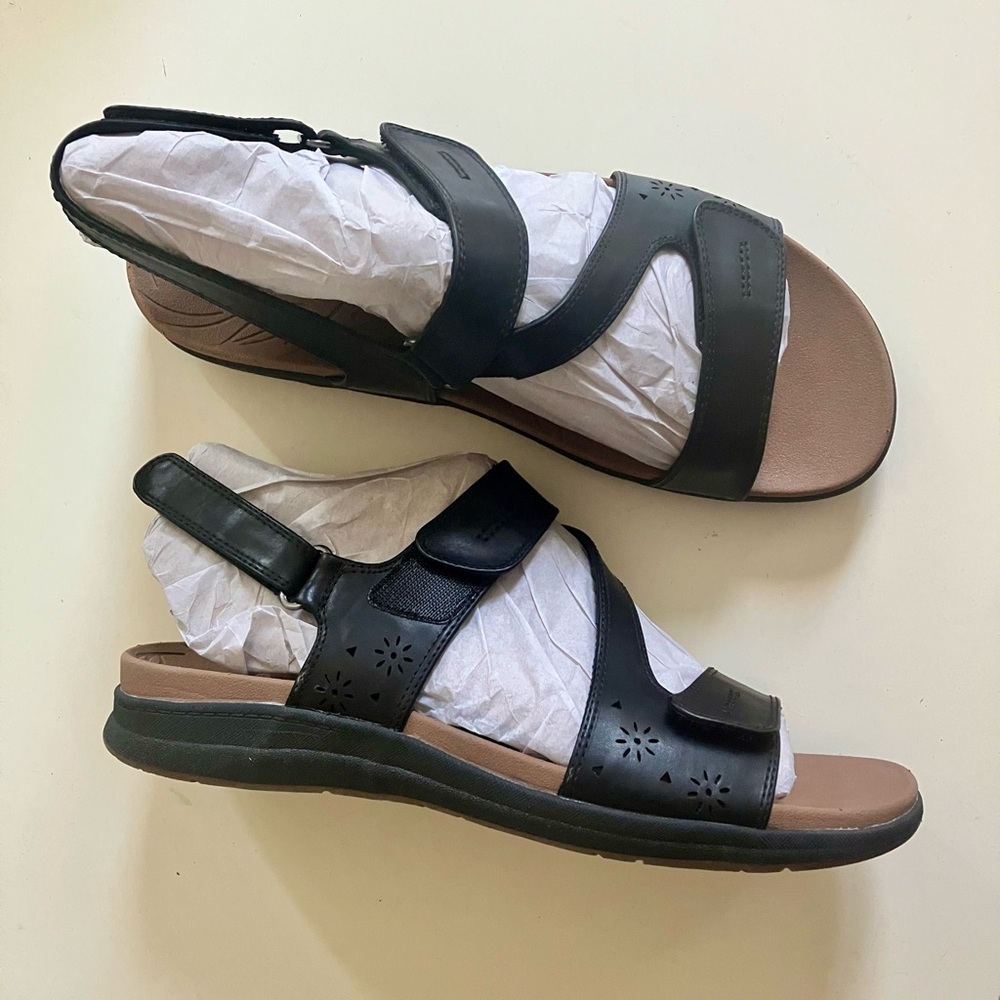 Cob Hill Tala Asym sandals